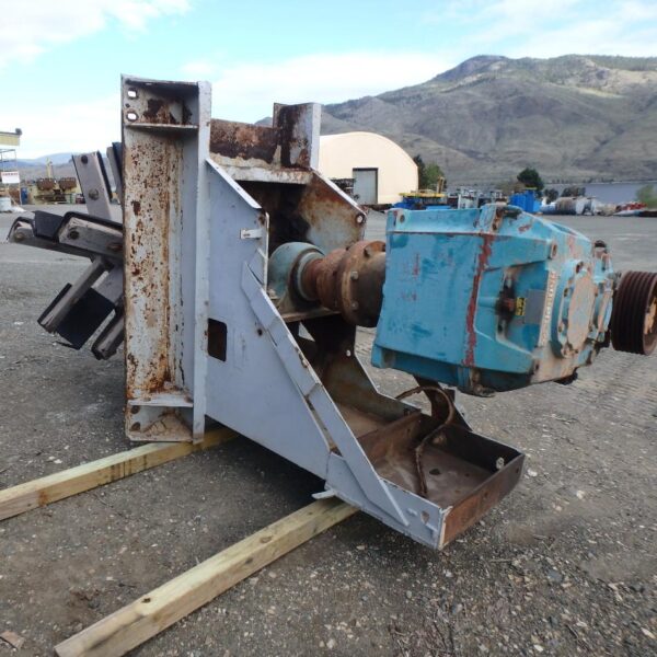 ATTRITION SCRUBBER PADDLE SHAFT ASSEMBLY WITH HANSEN GEARBOX