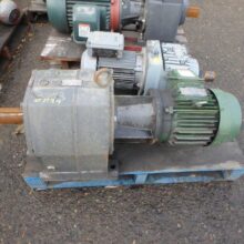 US MOTORS INLINE REDUCER WITH 5 HP TOSHIBA MOTOR