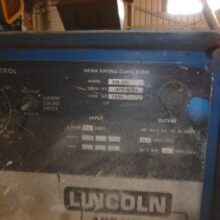 LINCOLN IDEALARC MODEL R3R-500 ARC WELDER