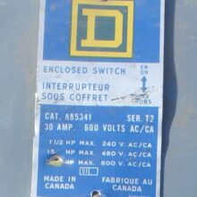 30 AMP SQUARE D ENCLOSED SWITCH INTERRUPTERS