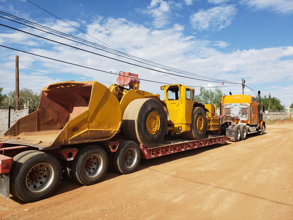 CAT R1700 Scooptram Loader Nelson Machinery & Equipment Ltd.
