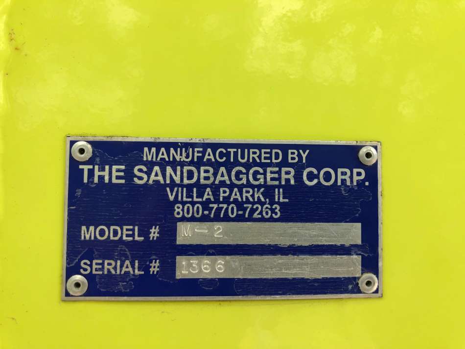 SANDBAGGER 4 BAG SYSTEM WITH CONVEYOR - Nelson Machinery & Equipment Ltd.