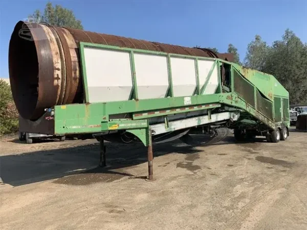 2004 Re-Tech 723A Portable Trommel
