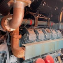 L03200 - 400-kW-Generator-Enclosed-Top-of-Engine